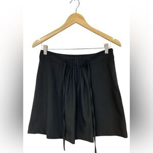 Gap Stretch Black Pleated Mini Skirt with Front Tie. Size 2.